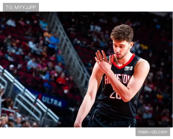 动态：开拓者增加训练中“西班牙挡拆”套路，以丰富进攻发起方式